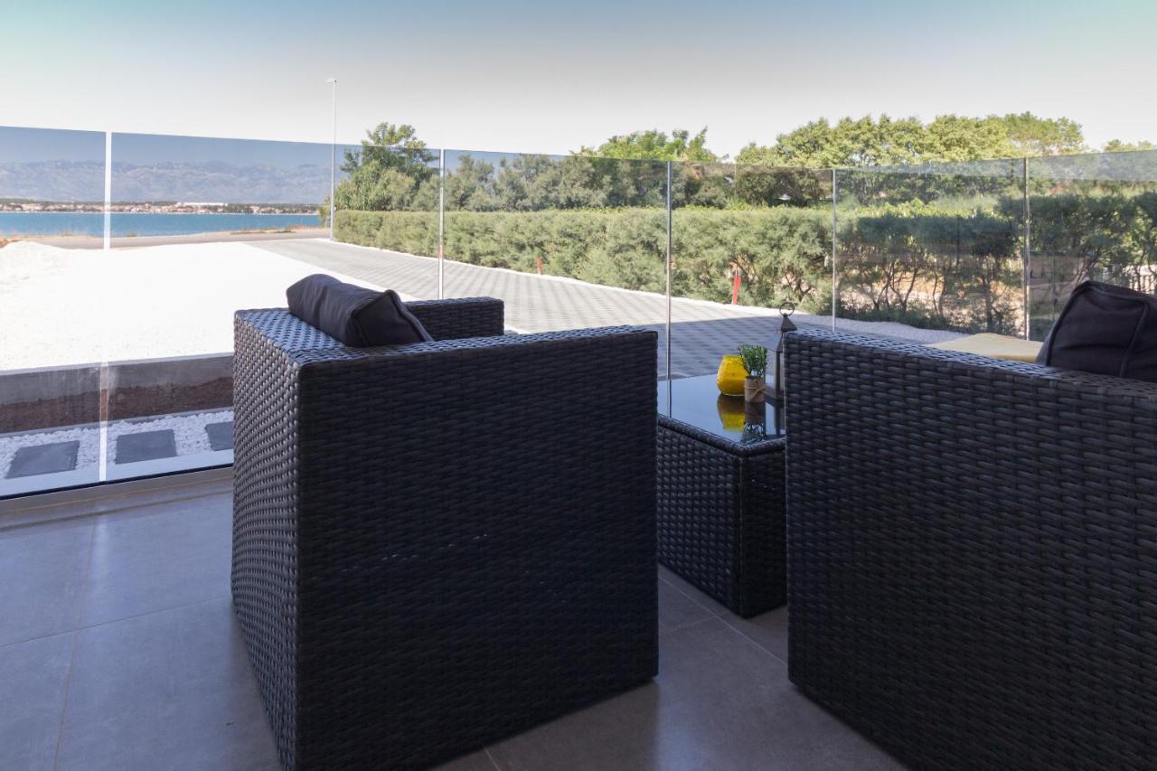 Luxury Beachfront Villa Crystal Aenona - By Ta Leut Agency Nin Εξωτερικό φωτογραφία