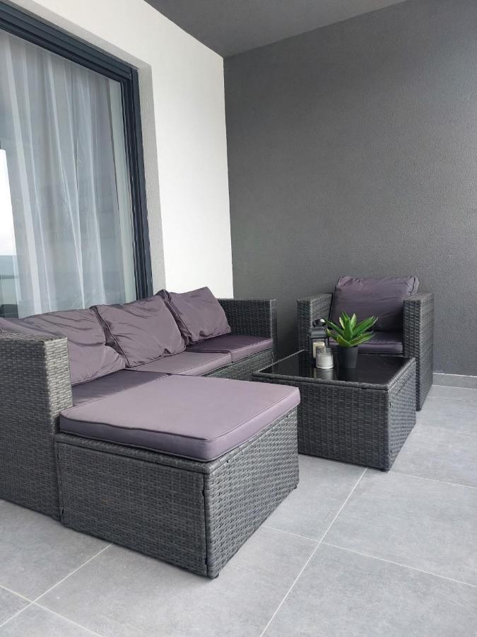 Luxury Beachfront Villa Crystal Aenona - By Ta Leut Agency Nin Εξωτερικό φωτογραφία