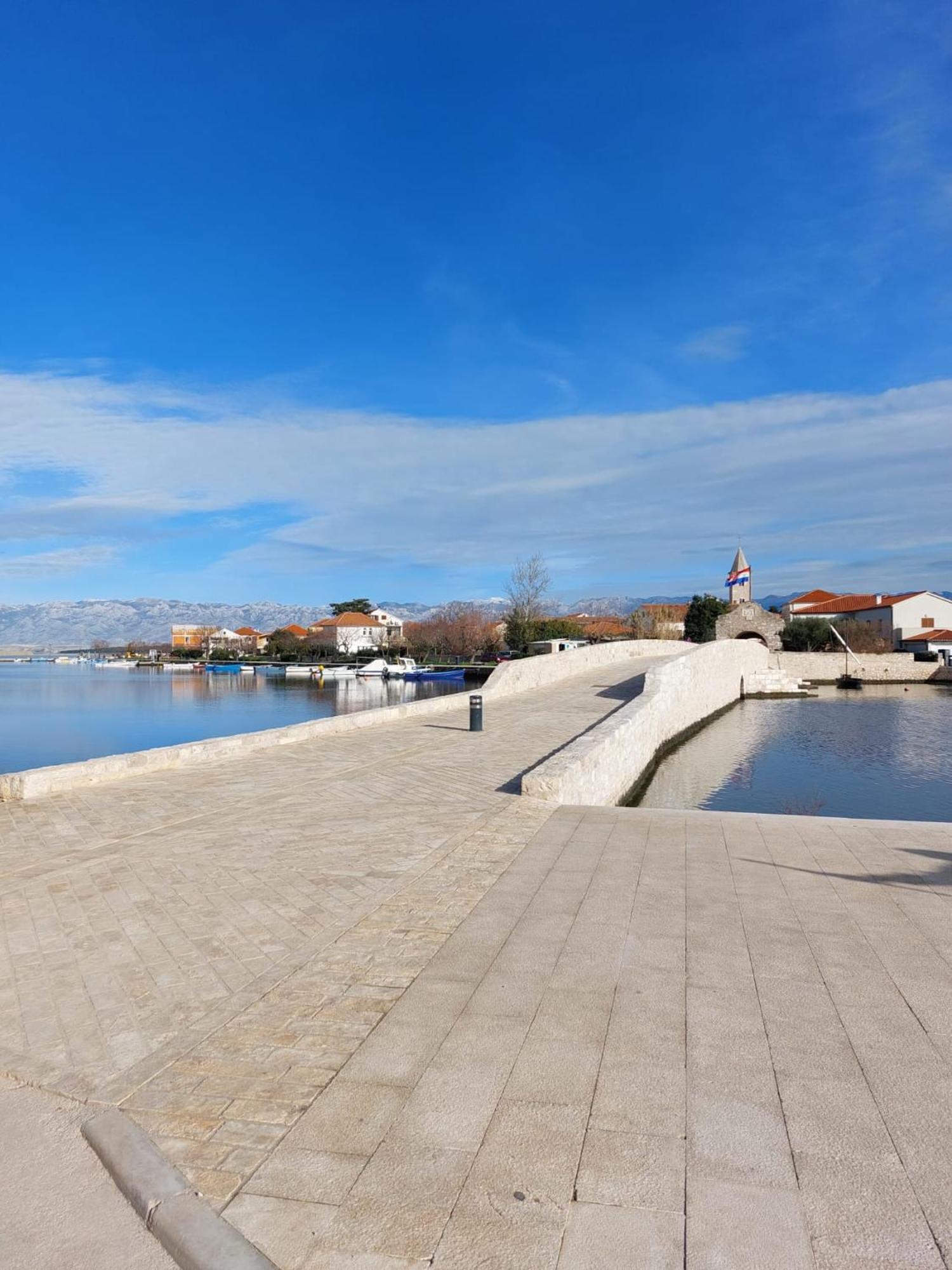 Luxury Beachfront Villa Crystal Aenona - By Ta Leut Agency Nin Εξωτερικό φωτογραφία